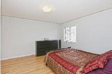 Full House 3 1 Bed Townhouse | 6 Parking | Brampton West - Photo 10