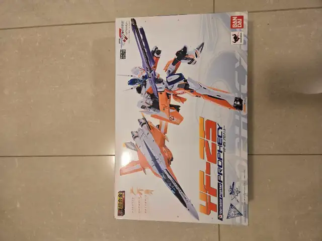 DX Chogokin GE-46 YF-25 Prophecy - Like New