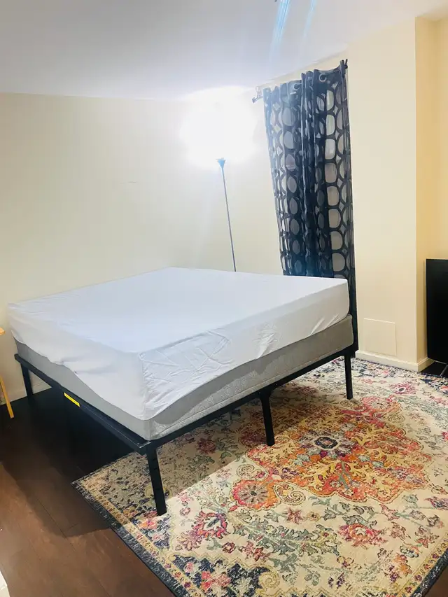 room for rent - Photo 3