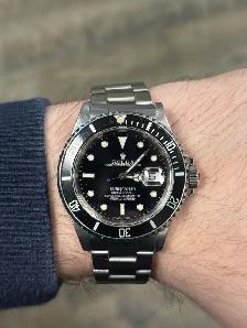 1989 Rolex Submariner Date 16610LN - Photo 2