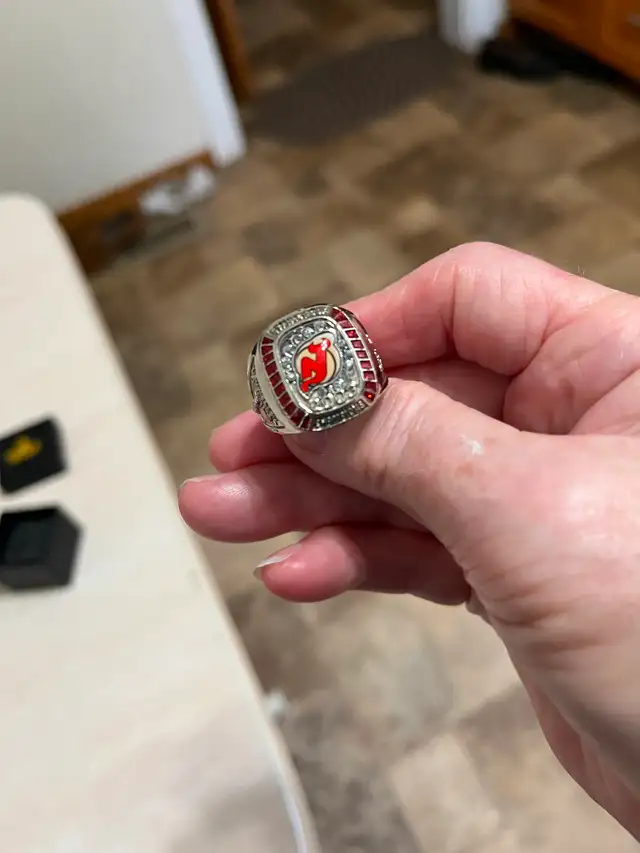 Replica NHL Stanley Cup Champion Rings - Photo 6