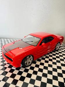 1:18 - 2006 Challenger SRT Concept - Over 1500 - 1:18 Diecasts