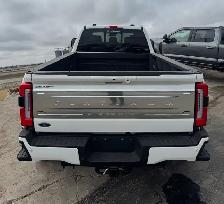 2026 Ford F-450 Platinum Plus - Photo 4
