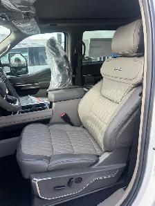 2026 Ford F-450 Platinum Plus - Photo 6