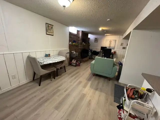 Lease 1 Br   Den Apartment (Not Share-Private - Low Price ) - Photo 4