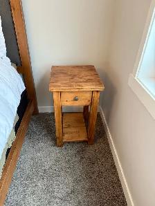 King size bed frame and (2) bedside tables - Photo 2