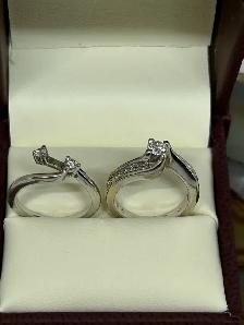 Elegant Bypass Diamond Ring Set - Photo 8