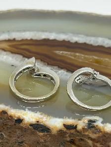 Elegant Bypass Diamond Ring Set - Photo 10