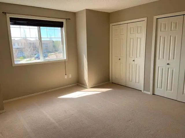 Rutherford Duplex for Rent! Close to school and the airport! - Photo 5