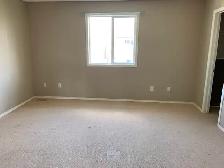 Rutherford Duplex for Rent! Close to school and the airport! - Photo 8