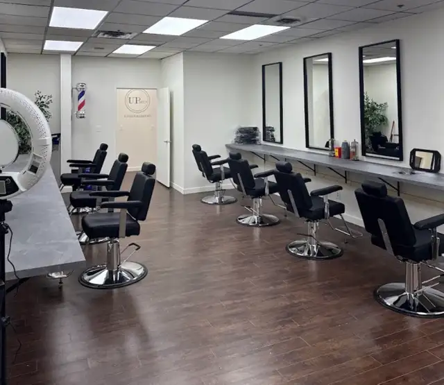 BECOME A BARBER - Photo 3