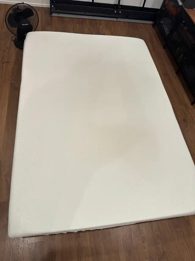 Move out sale, selling multiple items! - Photo 9