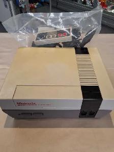 Nintendo NES System w/1controller