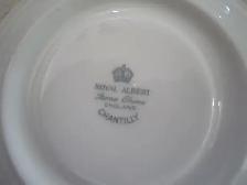 Royal Albert CHANTILLY fine bone china set for 4 - Photo 3