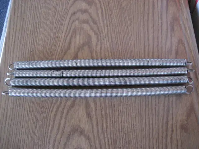 4 Long extension springs 15 1/2 x 3/4