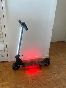 Kids Electric Scooter - Photo 3