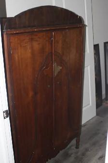 Room 4 RENT in the GUILD by the LAKE! - Photo 3