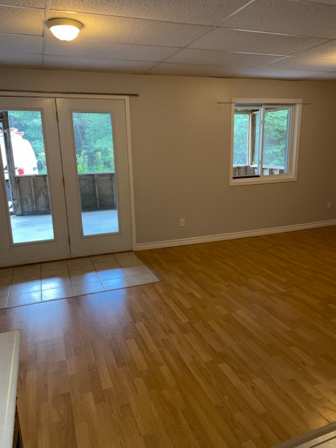 Apartment 15 mins from Huntsville, Quiet, Bright 2 BR, No stairs - Photo 6