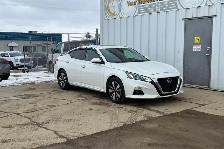 2020 Nissan Altima 2.5 SV - Photo 3