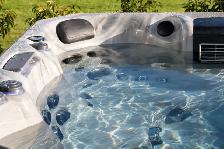 VEGA HOT TUB FOR SALE - Photo 2