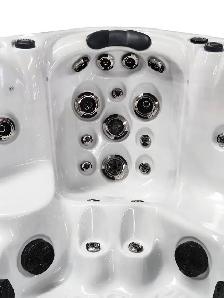 VEGA HOT TUB FOR SALE - Photo 5