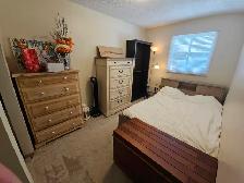 Spacious 3 Bedroom Townhouse in Transcona - Available May 1 - Photo 4