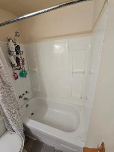 Spacious 3 Bedroom Townhouse in Transcona - Available May 1 - Photo 10