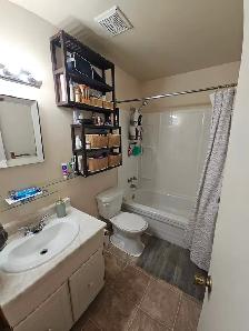 Spacious 3 Bedroom Townhouse in Transcona - Available May 1 - Photo 24