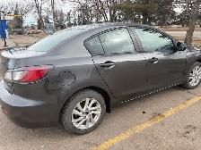 2013 Mazda 3 GS-Skyactive. 152,000km. - Photo 3