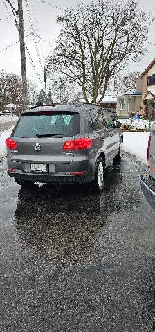 2012 VW Tiguan - Photo 4