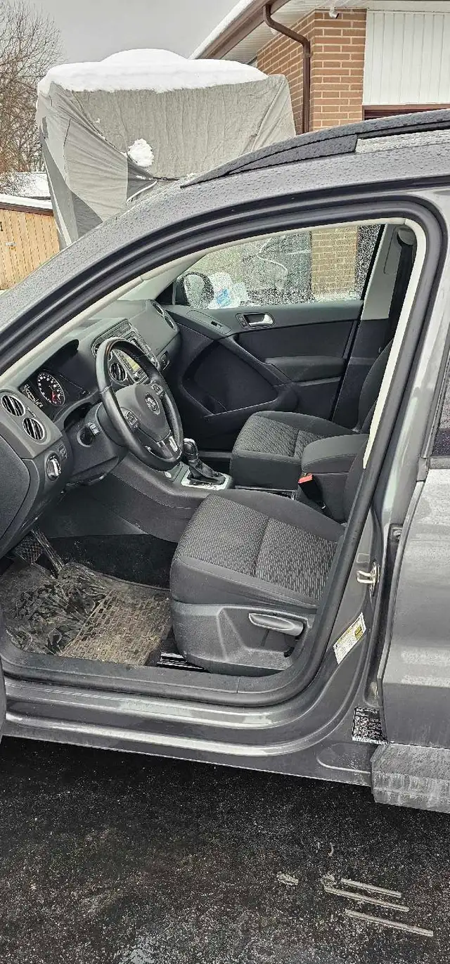 2012 VW Tiguan - Photo 5