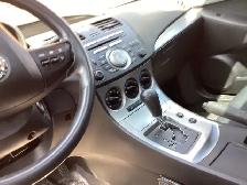 2011 Mazda 3 Hatchback - Photo 10