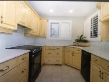 3房2厅1车位，士嘉堡独立屋前面两层整租 - Photo 5