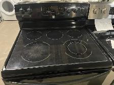 Cuisinière noire vitrocéramique Kenmore - Photo 2