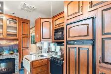 2011 Jayco 5th Wheel - Photo 5