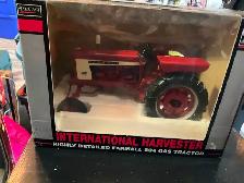 Die cast motorcycles and tractors - Photo 3
