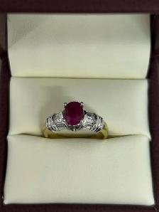 Oval Facetted Ruby Diamond Ring - Photo 3