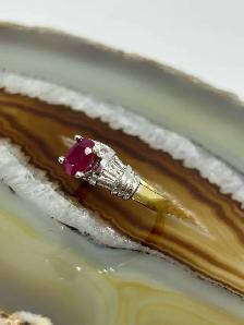Oval Facetted Ruby Diamond Ring - Photo 4