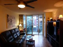 FURNISHED ROOM PVT BATHROOM IN DNTN CONDO W/ GREAT VIEW APR 1 - Photo 6