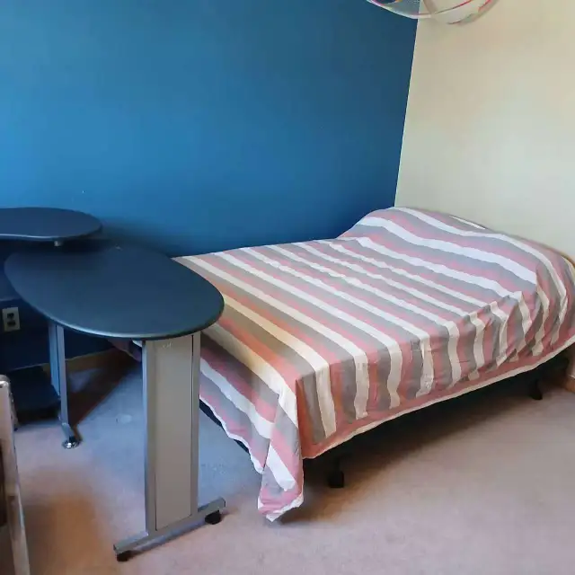 House room for rent $600,master bedroom