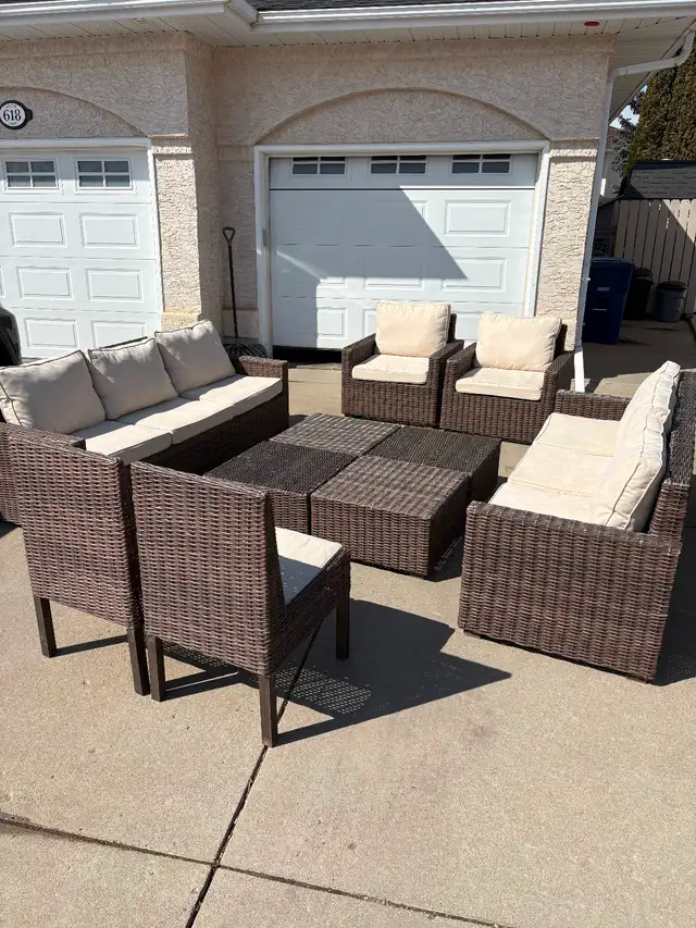 FREE FREE Pier 1 Outdoor Furniture