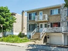 Appartement 5 1/2 à louer - Photo 1