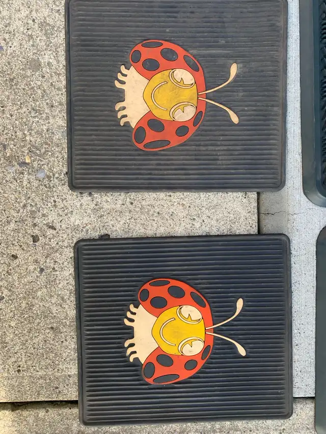 Universal Rubber Floor Mats - Photo 2
