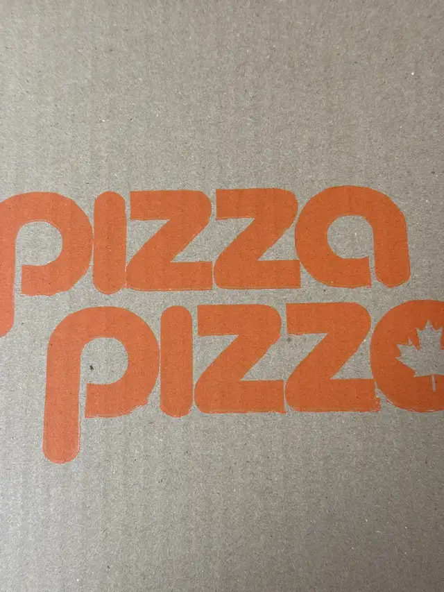 Pizza restaurant cook