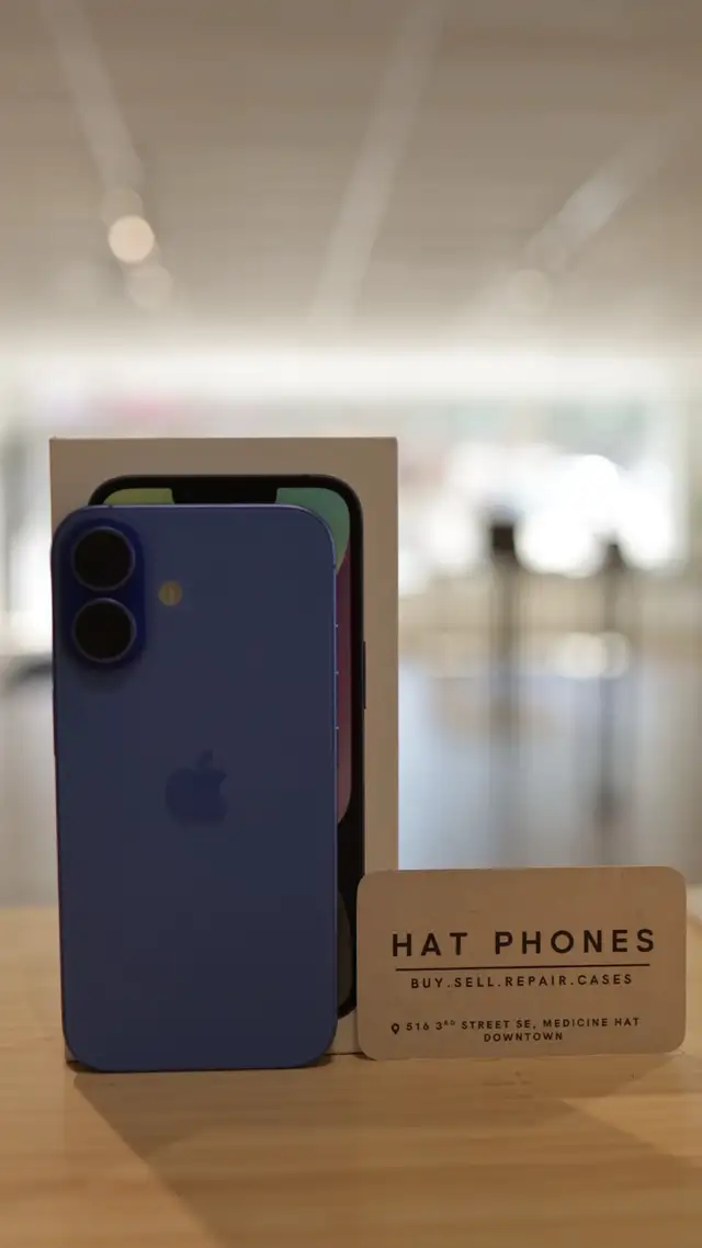 iPhone 16 - HAT PHONES