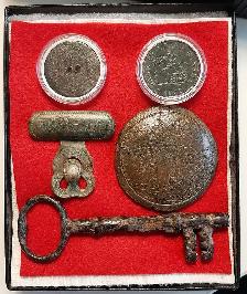 Metal Detecting Finds Coins, Horse Rosette, Skeleton Key - Photo 2