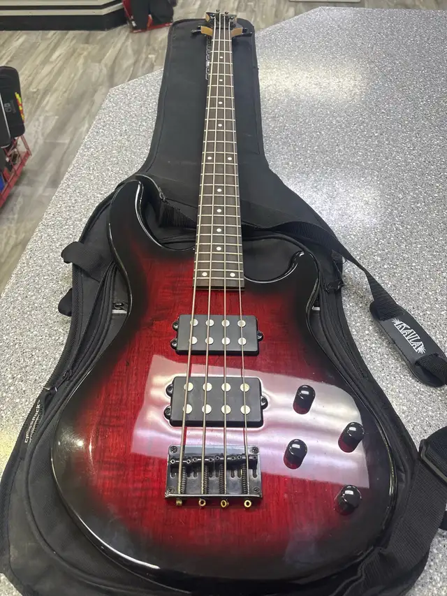 Dean Edge 2 4 String B Spalted Maple Trans Red With Bag