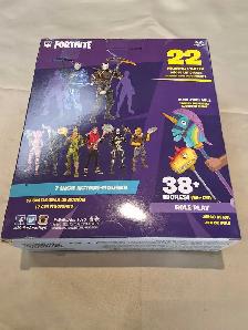 Fortnite Omega Action Figure McFarlane toys - Photo 2