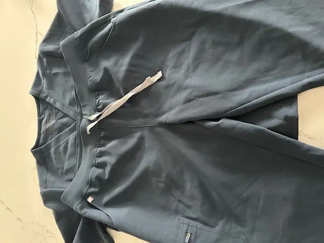 FIGS Scrubs Set Navy Blue in XL