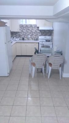 Private Bed Rooms for rent $700 / $750 (steeles and Hurontario)
